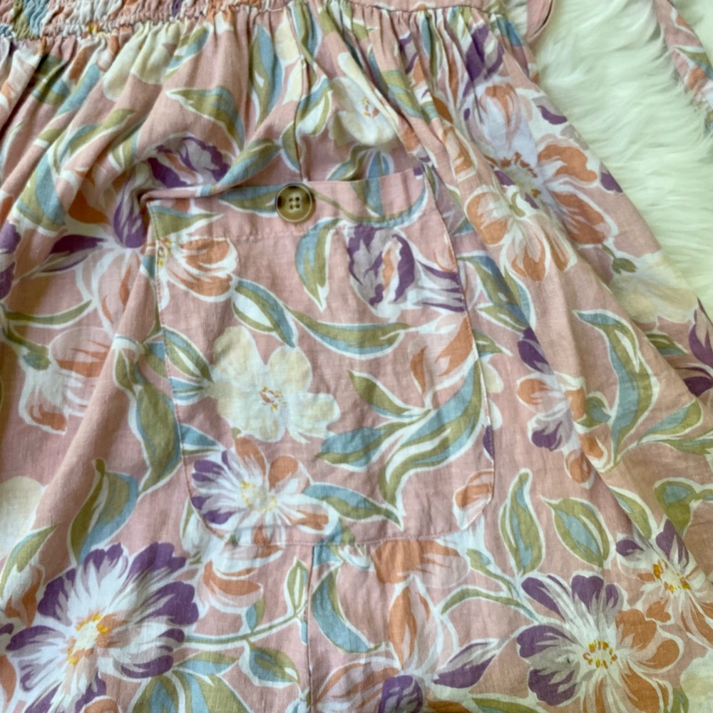 Linen Dress - Picture 9 of 10